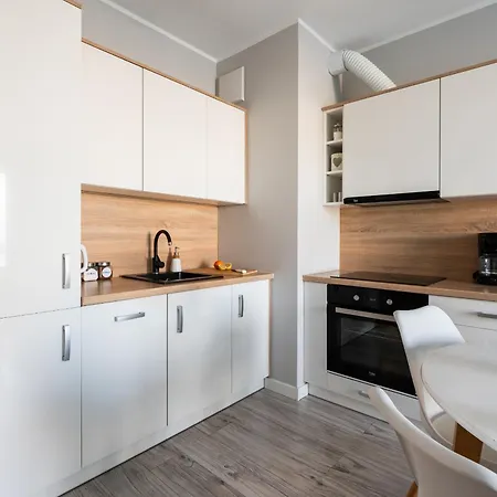 Batory House - Billberry *