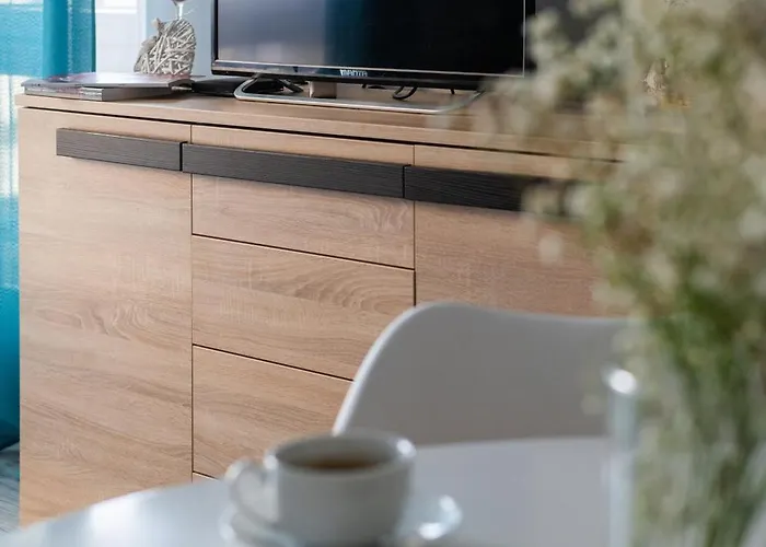 Batory House - Billberry *